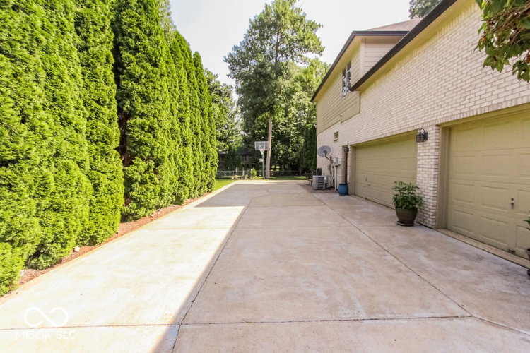 Listing Image 151
