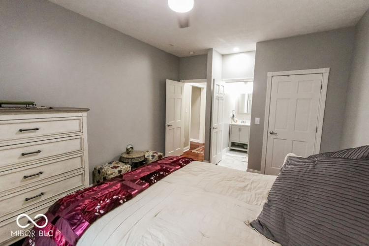 Listing Image 51