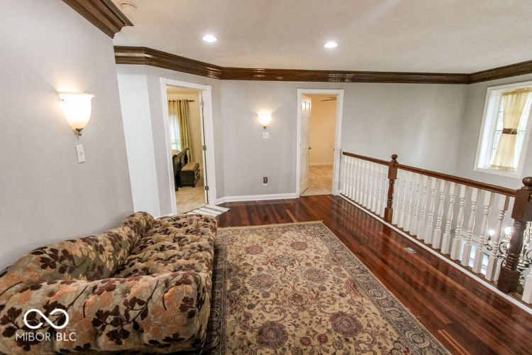 Listing Image 57