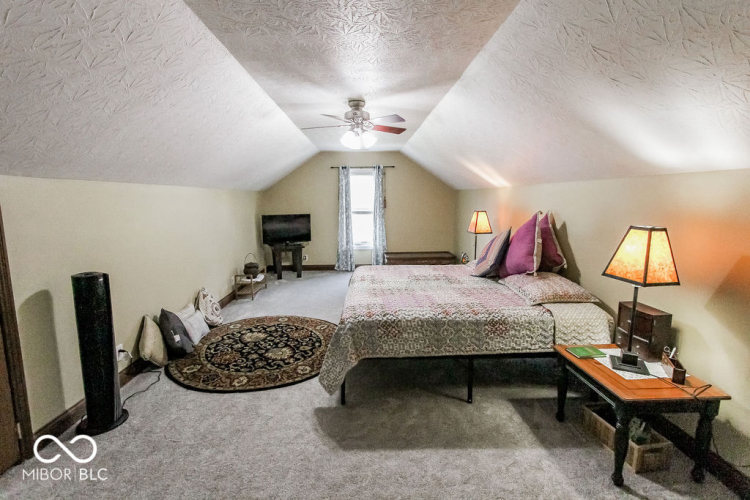 Listing Image 86