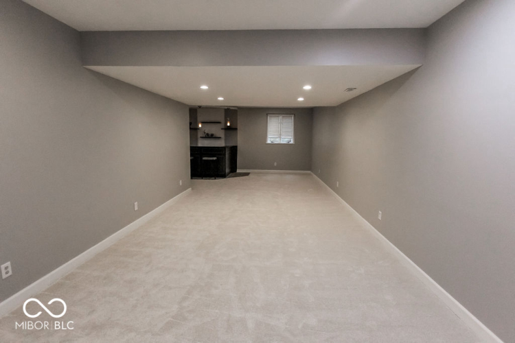 Listing Image 91