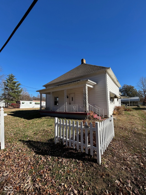Listing Image 3