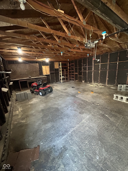 Listing Image 24