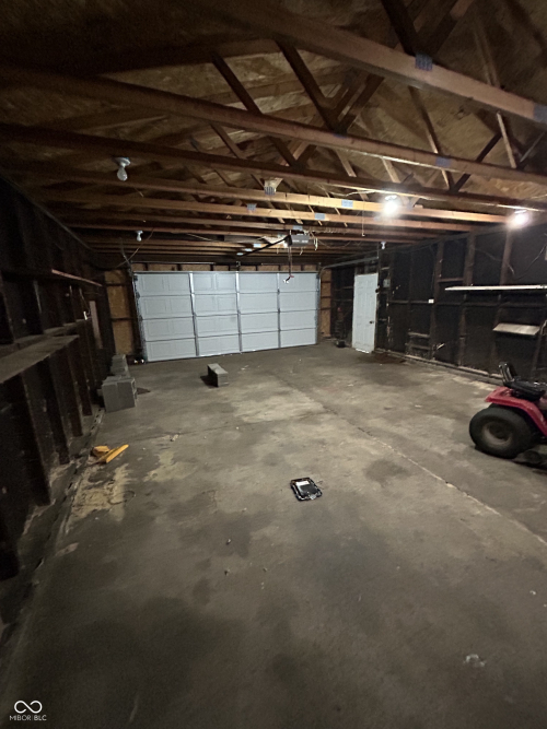 Listing Image 25