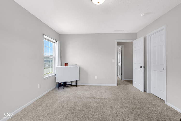 Listing Image 54