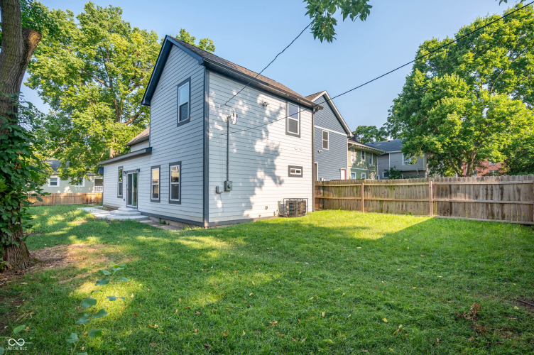 Listing Image 24