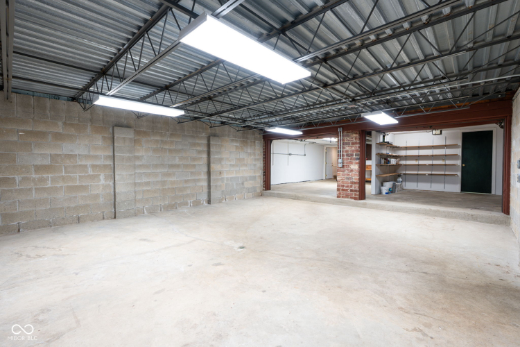 Listing Image 30
