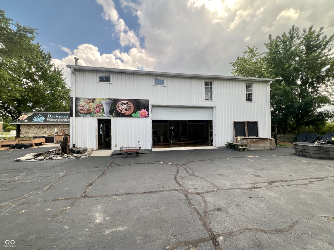Listing Image 17