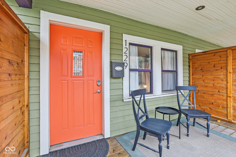 Listing Image 3