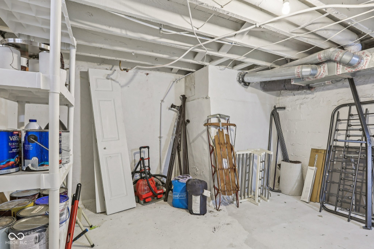 Listing Image 39