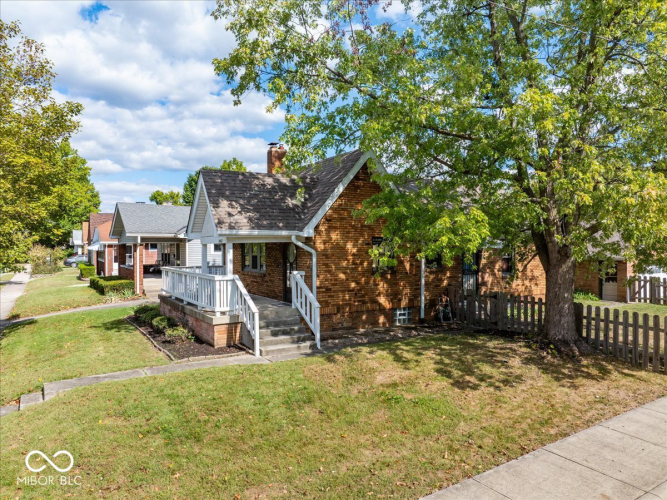 Listing Image 27