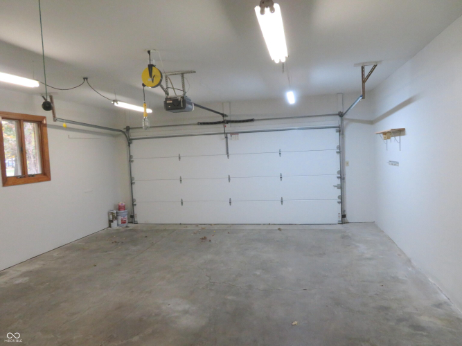Listing Image 42