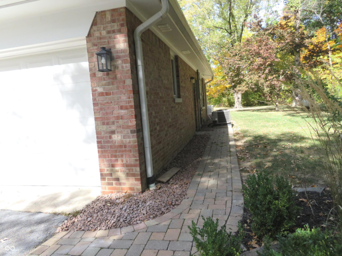 Listing Image 56