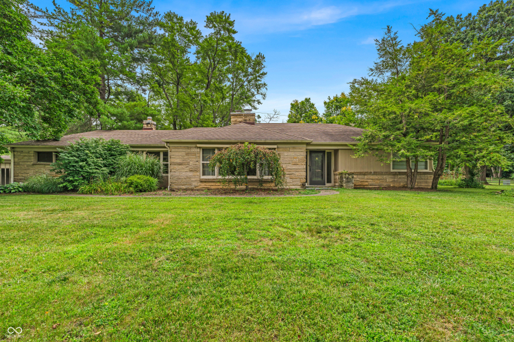 6401 Dean Road Indianapolis IN 46220 (House For Sale) | MLS 22058328