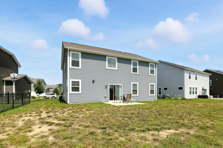 Listing Image 50