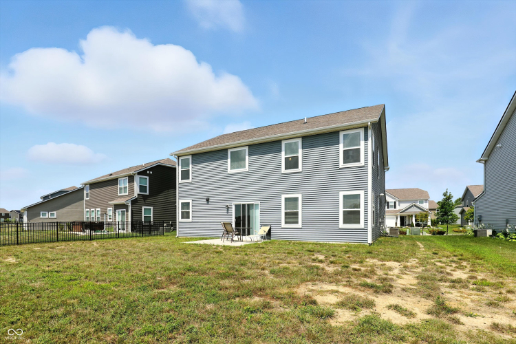 Listing Image 52
