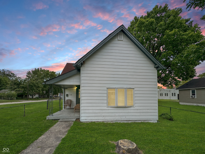Listing Image 10