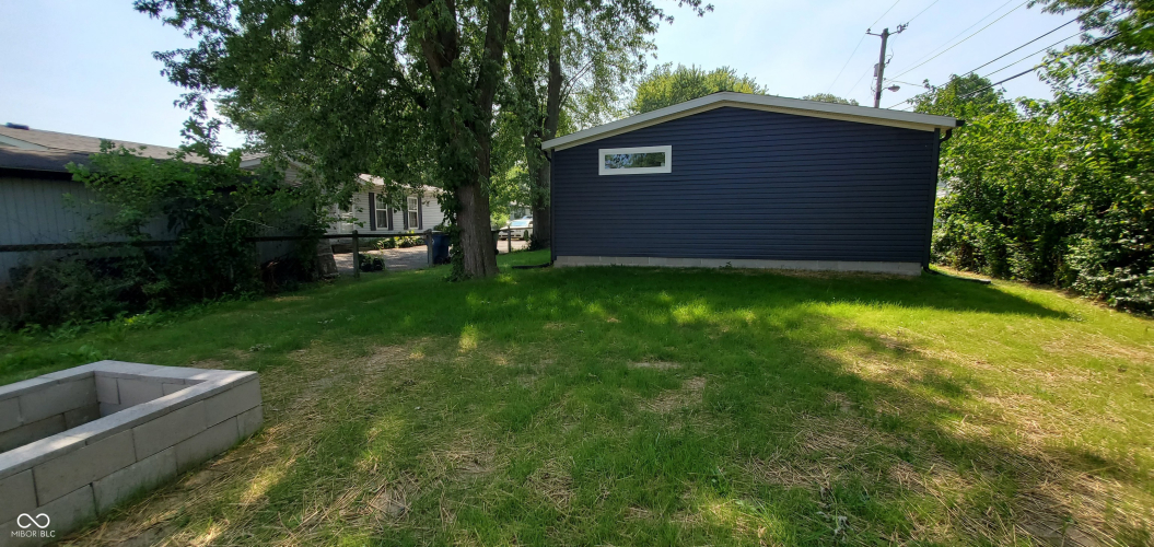 Listing Image 41