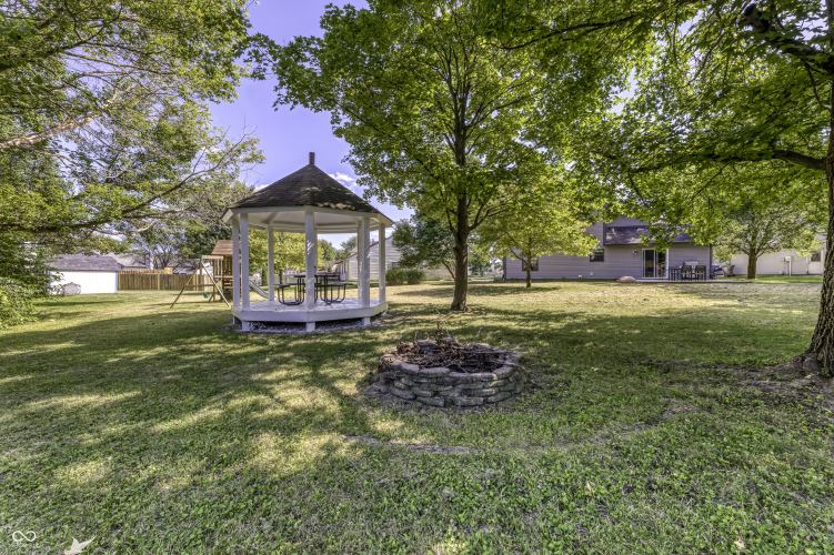 Listing Image 17