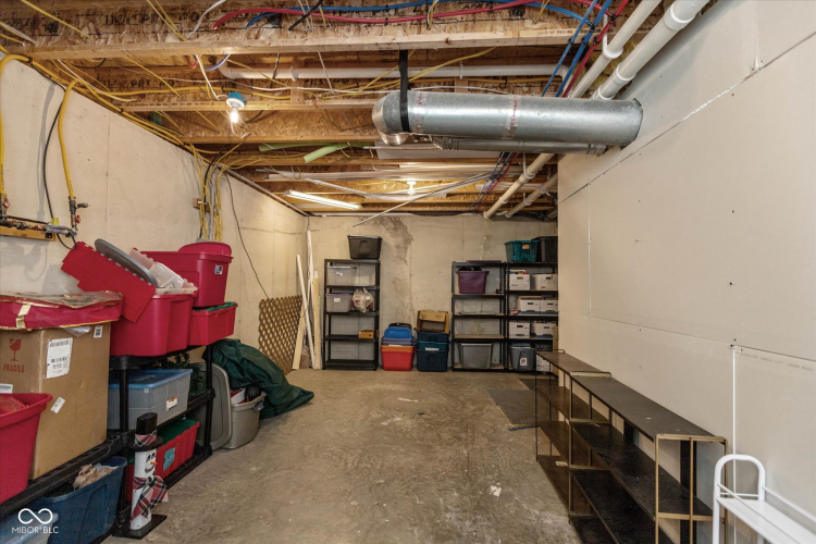 Listing Image 32