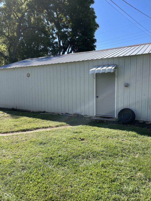 Listing Image 19