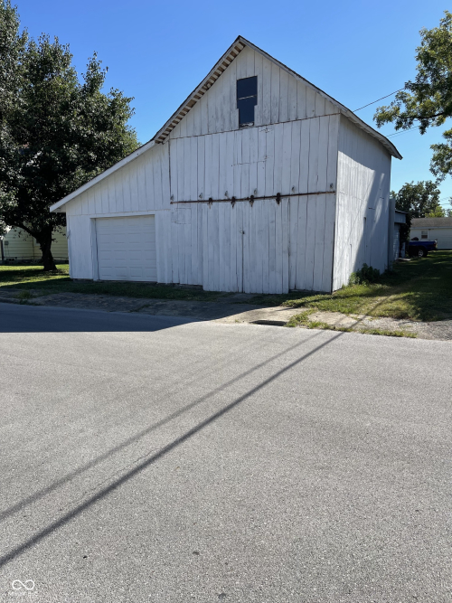 Listing Image 21