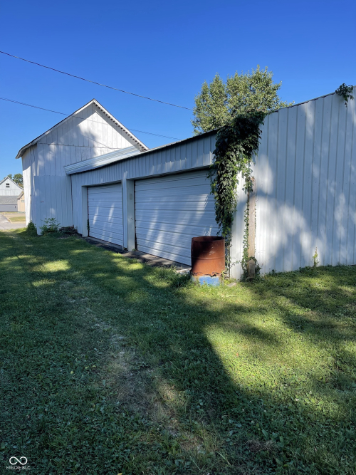Listing Image 23