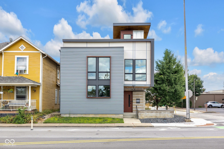 Listing Image 5