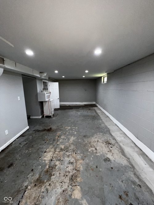 Listing Image 17