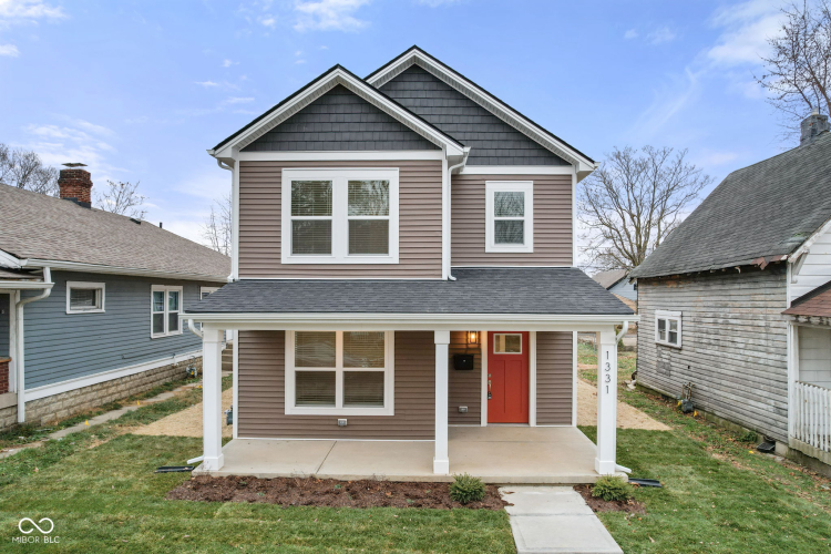 Listing Image 4