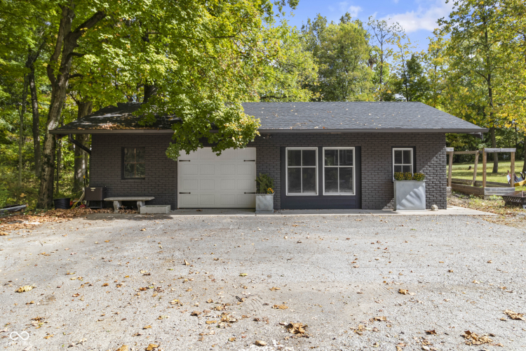Listing Image 63