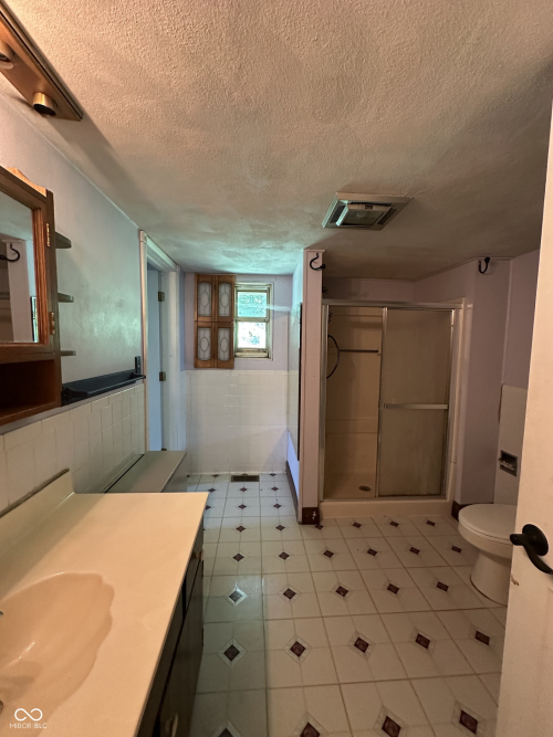 Listing Image 41