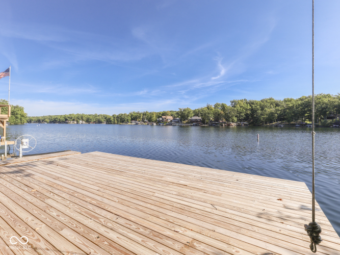 Listing Image 43