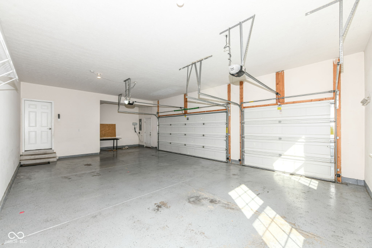 Listing Image 42
