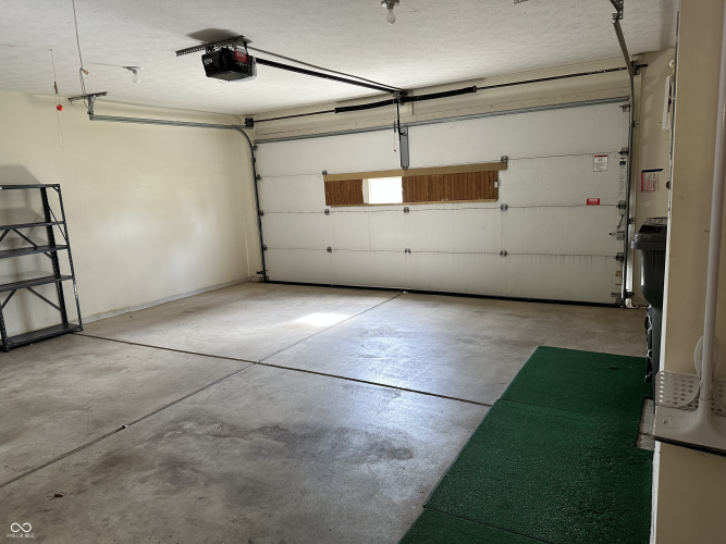 Listing Image 24