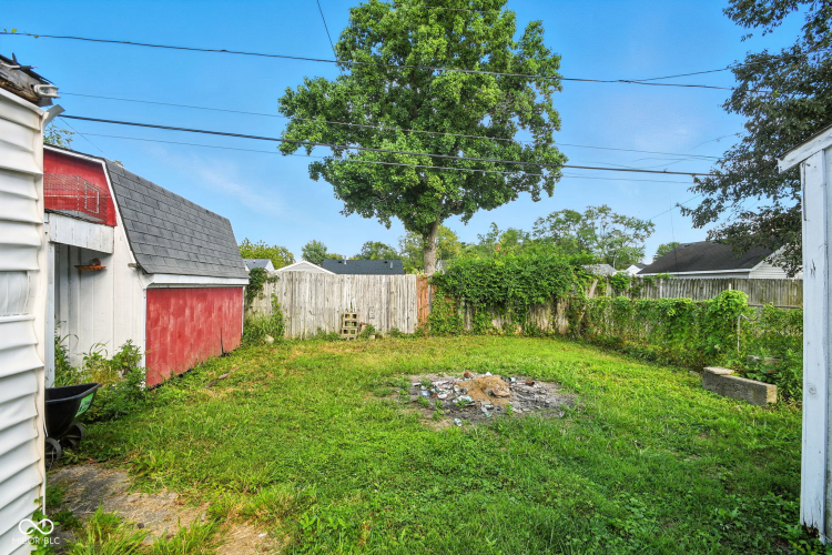 Listing Image 11