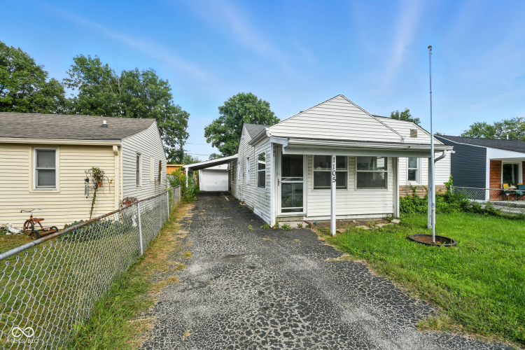 Listing Image 3