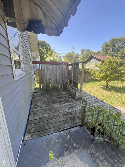 Listing Image 17