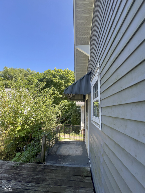 Listing Image 25