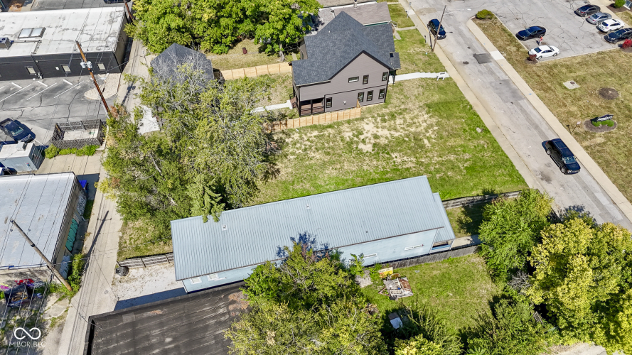 Listing Image 5