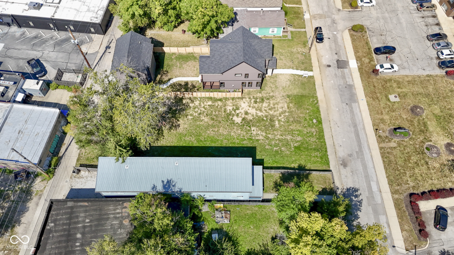 Listing Image 6
