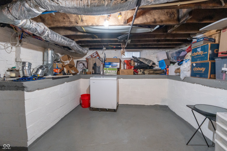 Listing Image 28