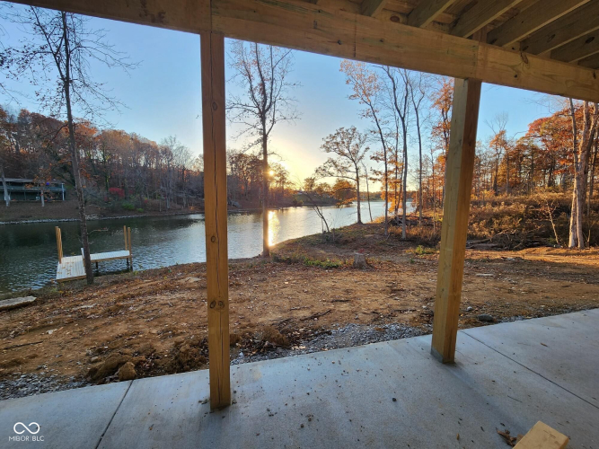 Listing Image 128
