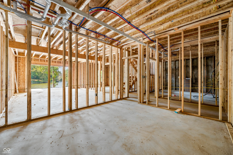 Listing Image 82