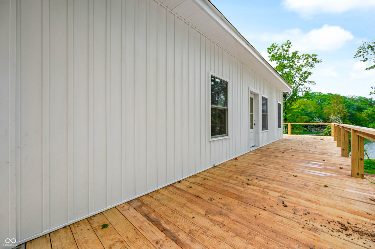 Listing Image 100