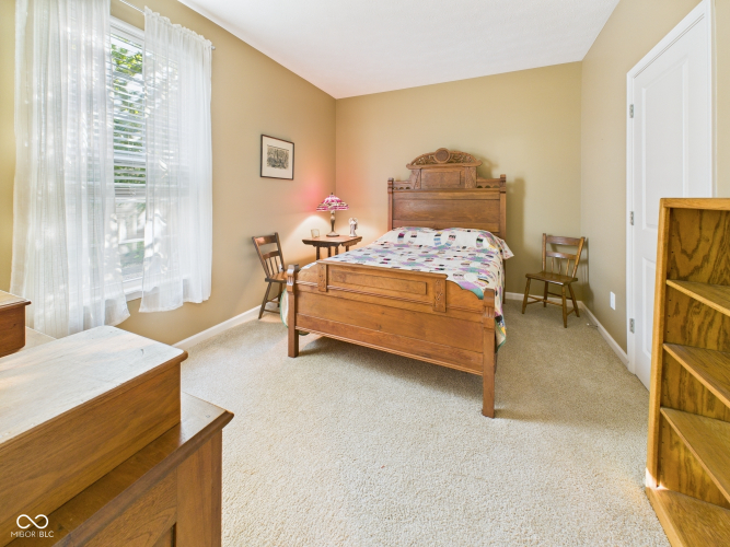 Listing Image 17