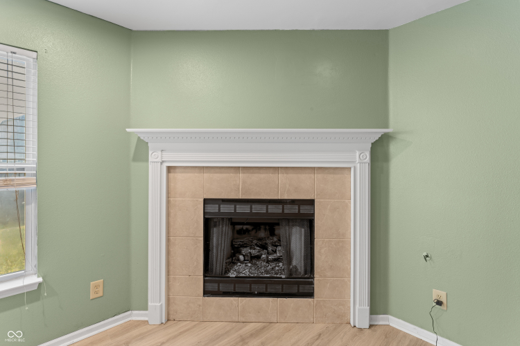 Listing Image 20