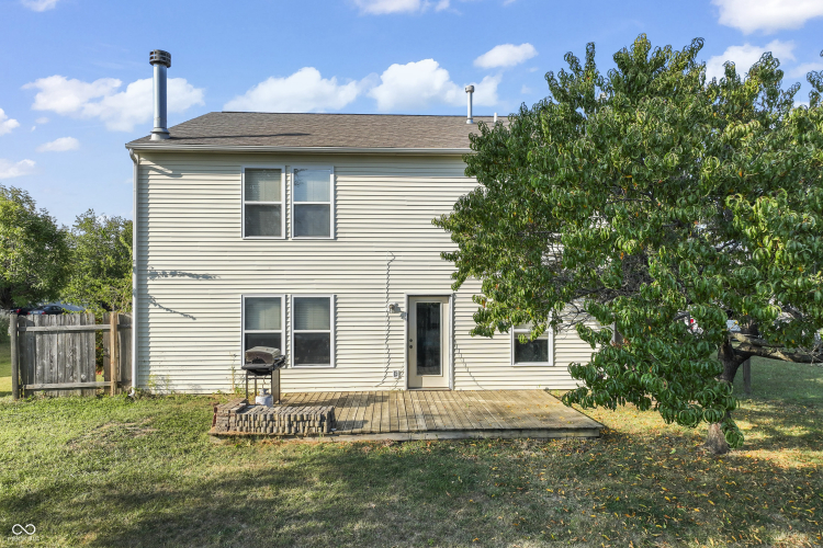 Listing Image 5
