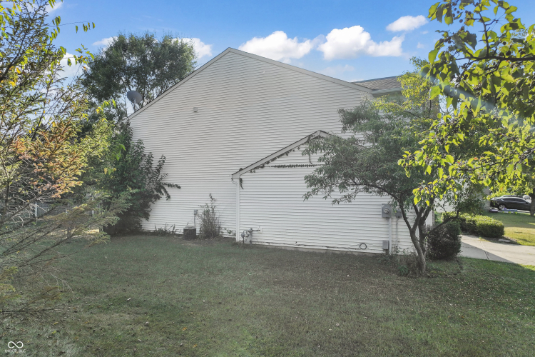 Listing Image 48