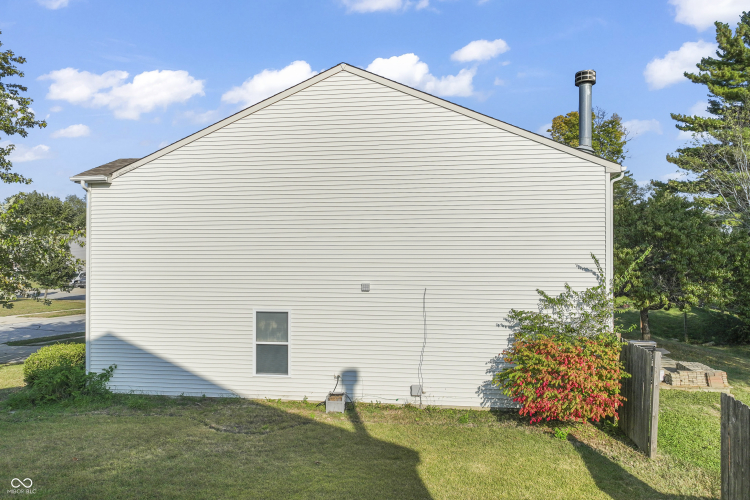 Listing Image 50
